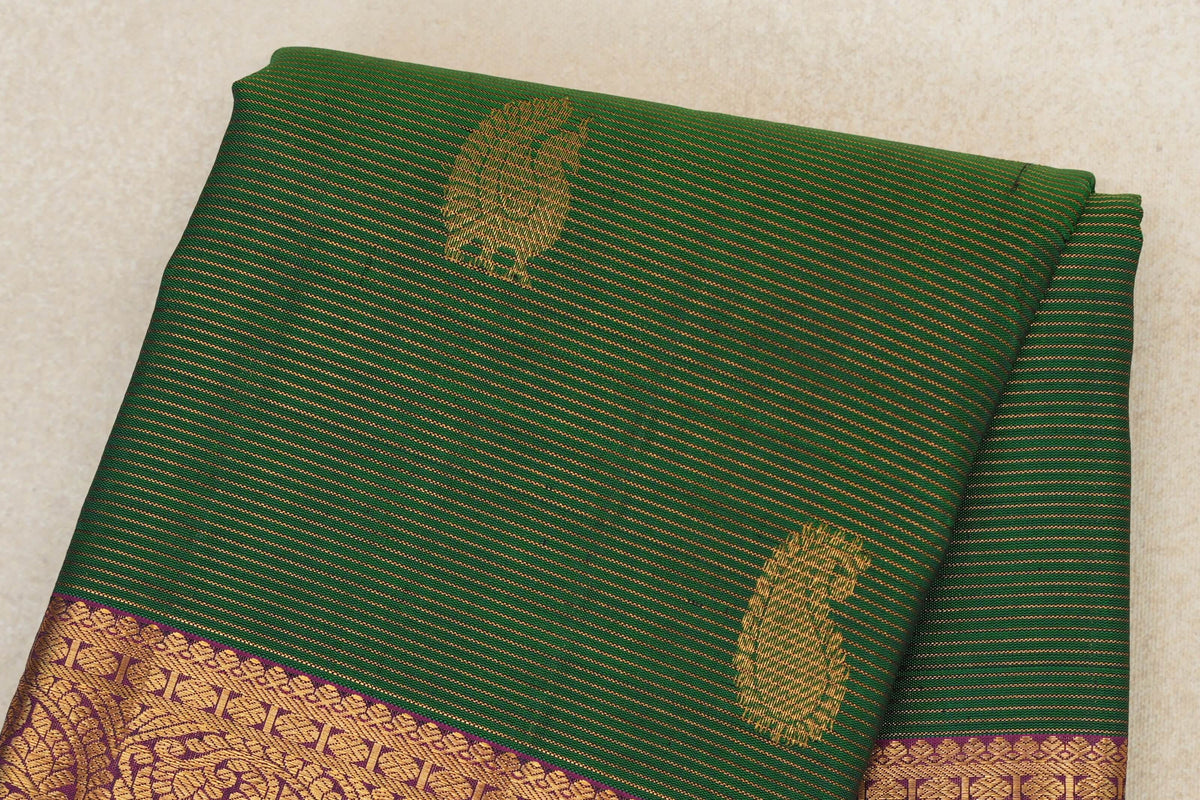 Deep Leaf Green Vaira Oosi with Deep Magenta with Magenta Pink Selvedge Borders Vintage Kanjivaram Silk Saree body