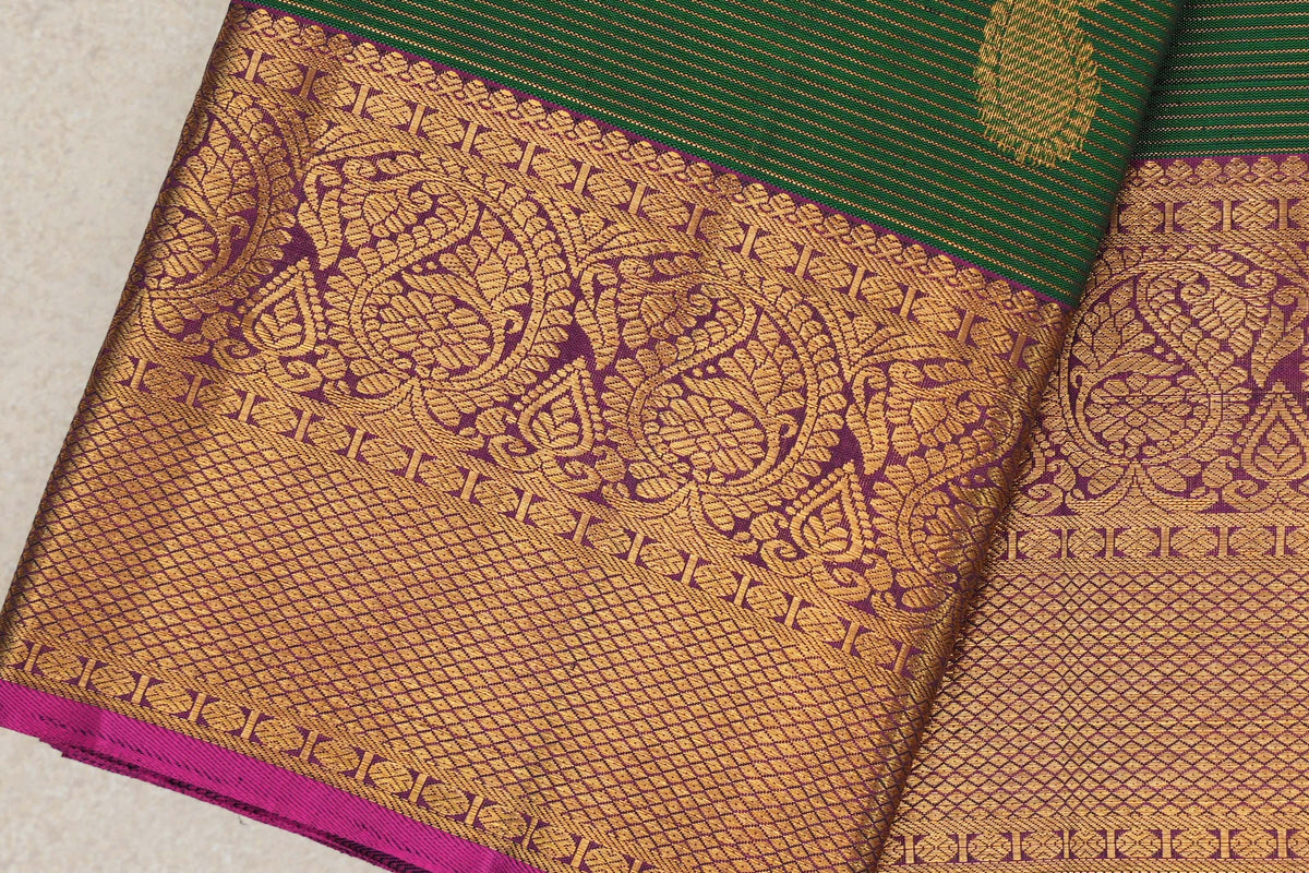 Deep Leaf Green Vaira Oosi Vintage Kanjivaram Silk Saree border