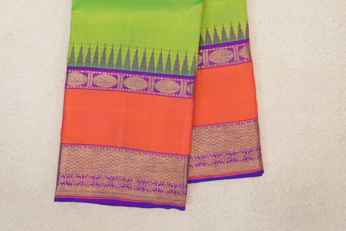 Bright Parrot Green Vintage Kanjivaram Silk Saree border