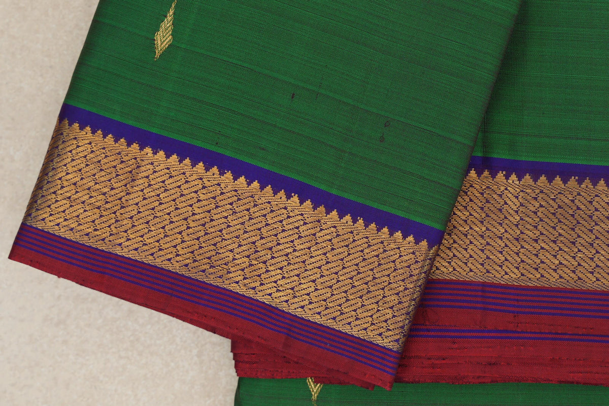 Forest Green Vintage Kanjivaram Silk Saree border