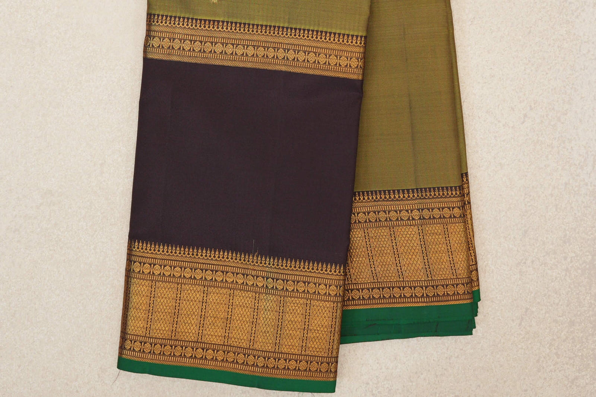 Olive Green Light Weight Kanjivaram Silk Saree border