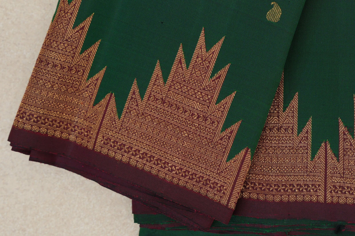 Deep Bottle Green Vintage Kanjivaram Silk Saree border