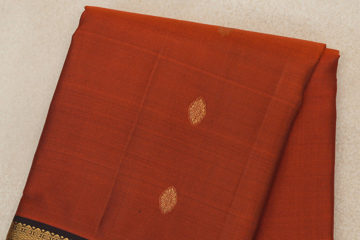 Dark Rust with Kanjana Brown Borders Vintage Kanjivaram Silk Saree body