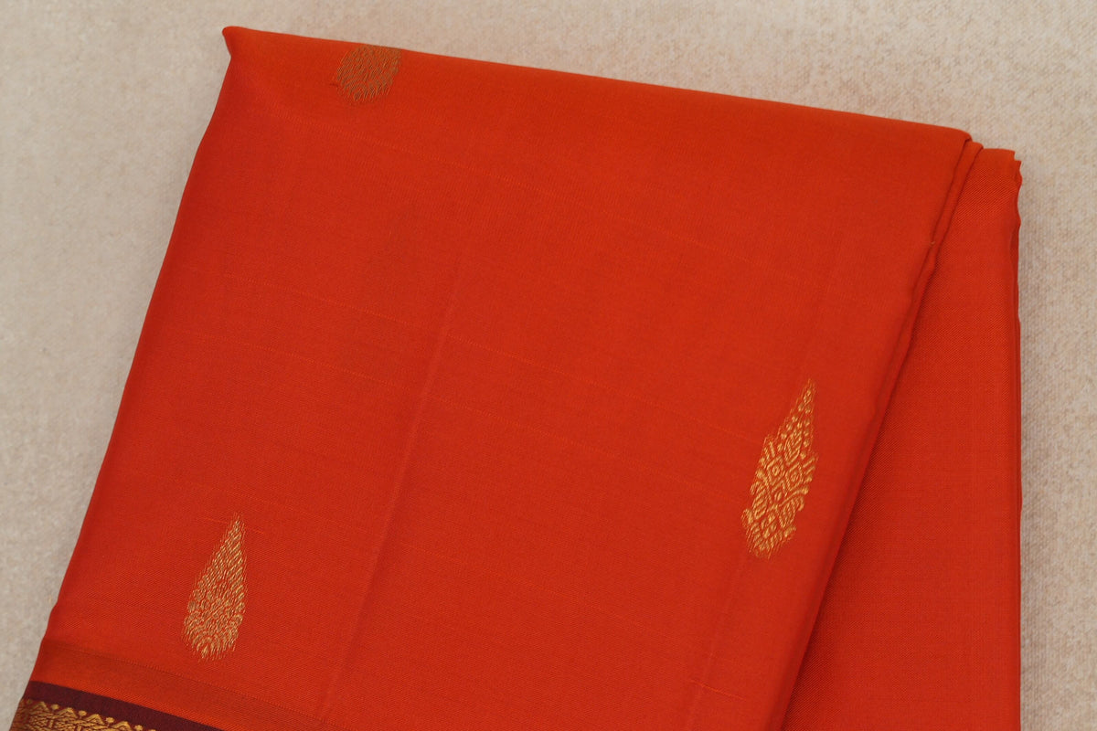 Bright Reddish Orange with Deep Maroon Borders Vintage Kanjivaram Silk Saree  body